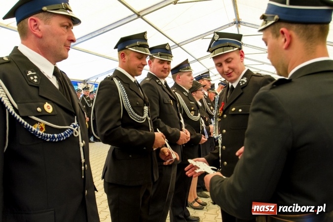 Zdjęcie w galerii na portalu naszraciborz.pl: 80 lat OSP Krowiarki - uroczysty apel i festyn wiadomości z regionu