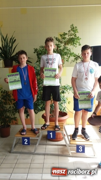 Zdjęcie w galerii na portalu naszraciborz.pl: Pływanie. Sześć medali 12-latków  wiadomości z regionu