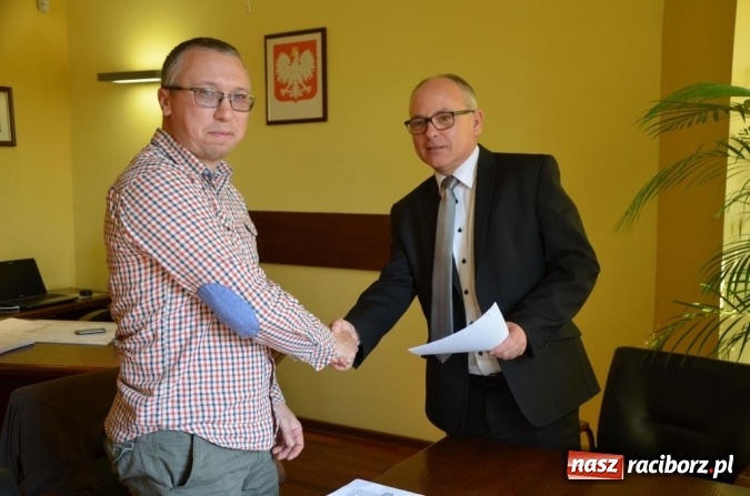 Zdjęcie w galerii na portalu naszraciborz.pl: Umowa na remont ul. Karola Miarki w Pszowie podpisana - prace wykona firma z Raciborza  wiadomości z regionu