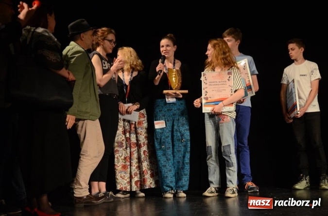 Zdjęcie w galerii na portalu naszraciborz.pl: Tetraedr na Wadowickich Spotkaniach Teatralnych Zgraja  wiadomości z regionu