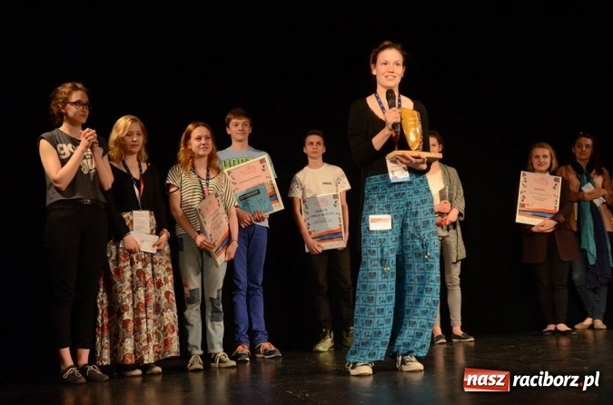 Zdjęcie w galerii na portalu naszraciborz.pl: Tetraedr na Wadowickich Spotkaniach Teatralnych Zgraja  wiadomości z regionu