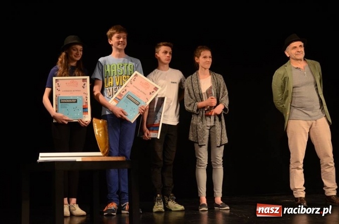 Zdjęcie w galerii na portalu naszraciborz.pl: Tetraedr na Wadowickich Spotkaniach Teatralnych Zgraja  wiadomości z regionu