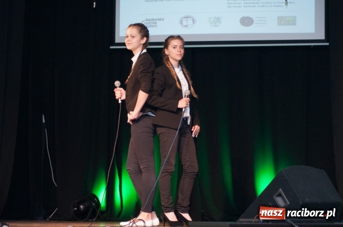 Zdjęcie w galerii na portalu naszraciborz.pl: IX Powiatowy Festiwal Twórczości Artystycznej - konkurs piosenki wiadomości z regionu