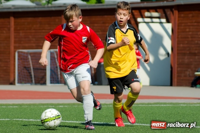 Zdjęcie w galerii na portalu naszraciborz.pl: Orliki Unii bezlitosne dla Wypoczynku Buków wiadomości z regionu