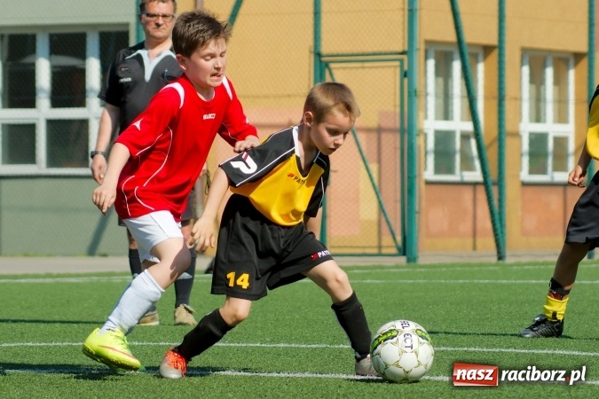 Zdjęcie w galerii na portalu naszraciborz.pl: Orliki Unii bezlitosne dla Wypoczynku Buków wiadomości z regionu