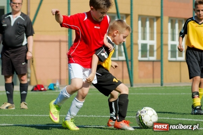 Zdjęcie w galerii na portalu naszraciborz.pl: Orliki Unii bezlitosne dla Wypoczynku Buków wiadomości z regionu