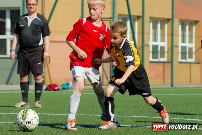 Zdjęcie w galerii na portalu naszraciborz.pl: Orliki Unii bezlitosne dla Wypoczynku Buków wiadomości z regionu