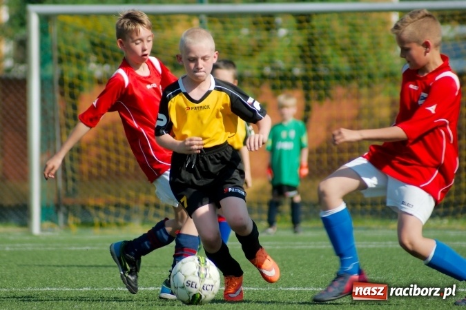 Zdjęcie w galerii na portalu naszraciborz.pl: Orliki Unii bezlitosne dla Wypoczynku Buków wiadomości z regionu