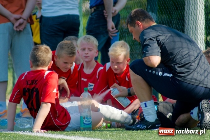 Zdjęcie w galerii na portalu naszraciborz.pl: Orliki Unii bezlitosne dla Wypoczynku Buków wiadomości z regionu