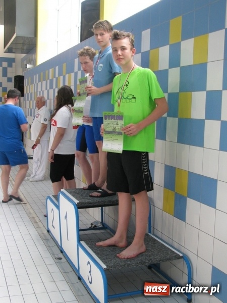 Zdjęcie w galerii na portalu naszraciborz.pl: Pływanie. Trzynaście medali 13-latków  wiadomości z regionu