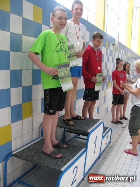 Zdjęcie w galerii na portalu naszraciborz.pl: Pływanie. Trzynaście medali 13-latków  wiadomości z regionu