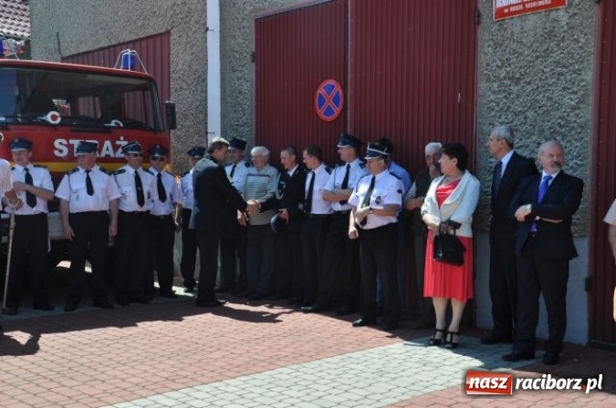 Zdjęcie w galerii na portalu naszraciborz.pl: OSP w Rudzie Kozielskiej ma nowy wóz bojowy wiadomości z regionu