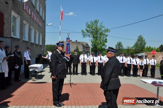 Zdjęcie w galerii na portalu naszraciborz.pl: OSP w Rudzie Kozielskiej ma nowy wóz bojowy wiadomości z regionu