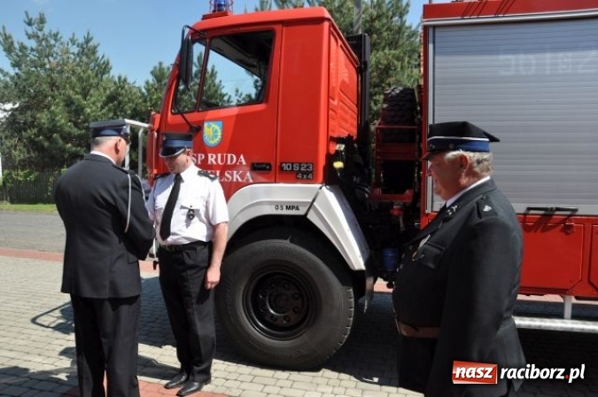 Zdjęcie w galerii na portalu naszraciborz.pl: OSP w Rudzie Kozielskiej ma nowy wóz bojowy wiadomości z regionu