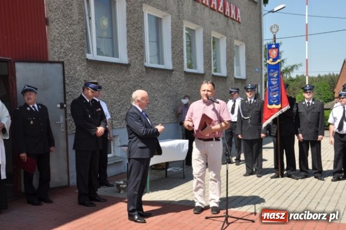 Zdjęcie w galerii na portalu naszraciborz.pl: OSP w Rudzie Kozielskiej ma nowy wóz bojowy wiadomości z regionu