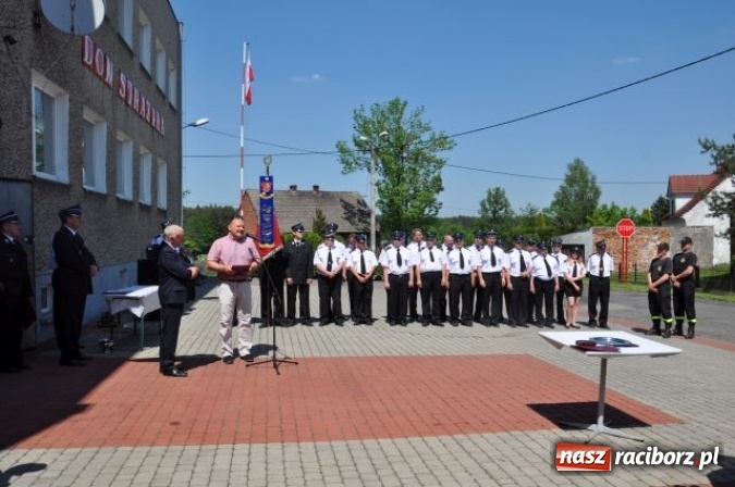 Zdjęcie w galerii na portalu naszraciborz.pl: OSP w Rudzie Kozielskiej ma nowy wóz bojowy wiadomości z regionu