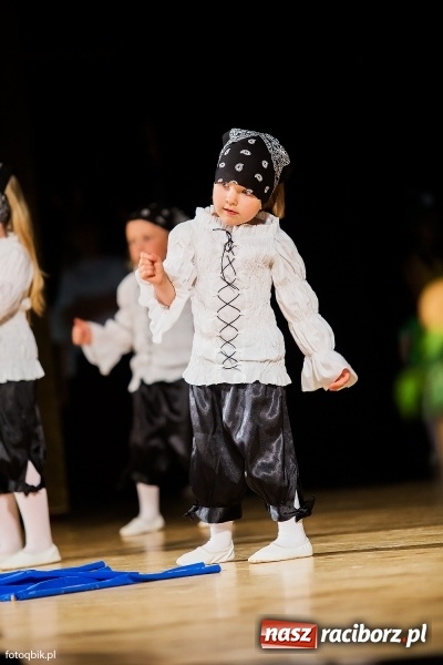 Zdjęcie w galerii na portalu naszraciborz.pl: Gala VIII Mini Festiwalu Przedszkolaków w Raciborskim Centrum Kultury wiadomości z regionu