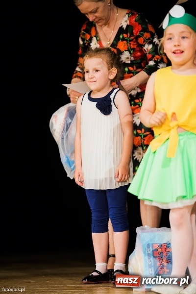Zdjęcie w galerii na portalu naszraciborz.pl: Gala VIII Mini Festiwalu Przedszkolaków w Raciborskim Centrum Kultury wiadomości z regionu