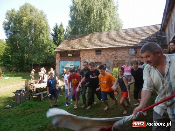 Zdjęcie w galerii na portalu naszraciborz.pl: Postaw na wartościowe wakacje!  Wybierz kultowy ADAPCIAK! wiadomości z regionu