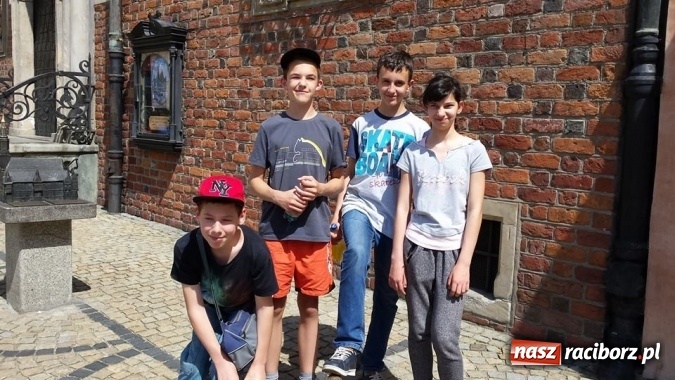 Zdjęcie w galerii na portalu naszraciborz.pl: Czarny Teatr na spektaklu we Wrocławiu  wiadomości z regionu