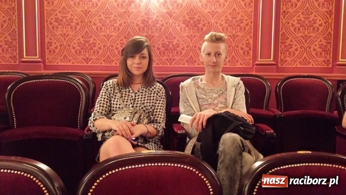 Zdjęcie w galerii na portalu naszraciborz.pl: Czarny Teatr na spektaklu we Wrocławiu  wiadomości z regionu