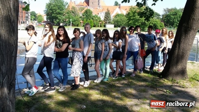 Zdjęcie w galerii na portalu naszraciborz.pl: Czarny Teatr na spektaklu we Wrocławiu  wiadomości z regionu