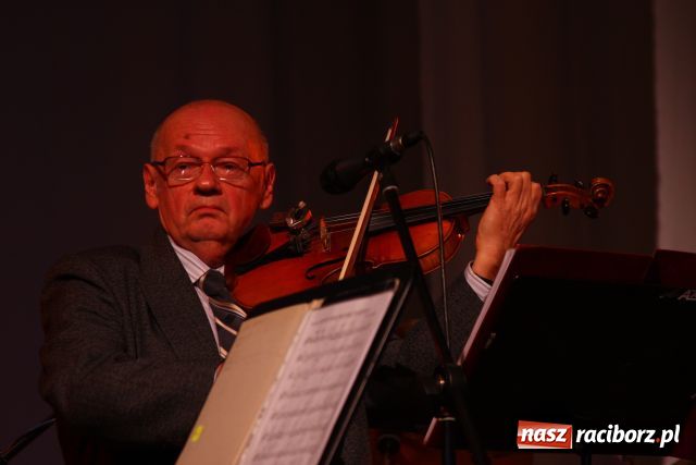 Zdjęcie w galerii na portalu naszraciborz.pl: Funk i jazz na zakończenie jesieni wiadomości z regionu