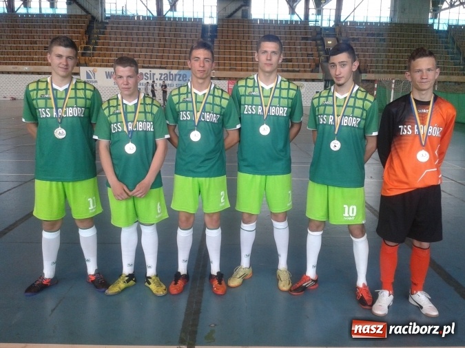 Zdjęcie w galerii na portalu naszraciborz.pl: Złoto piłkarzy Animuszu Racibórz wiadomości z regionu