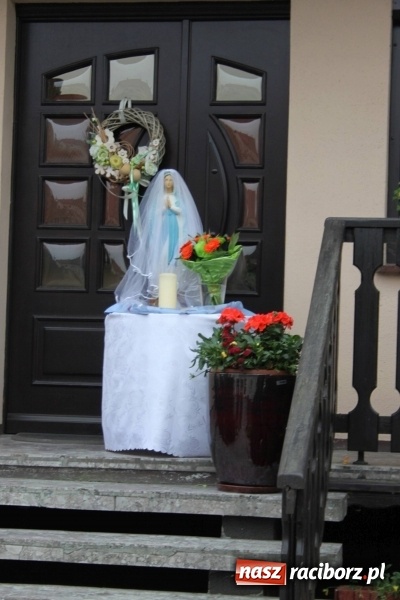 Zdjęcie w galerii na portalu naszraciborz.pl: Dziś Boże Ciało. Nasze ulice tradycyjnie pięknie ustrojone wiadomości z regionu