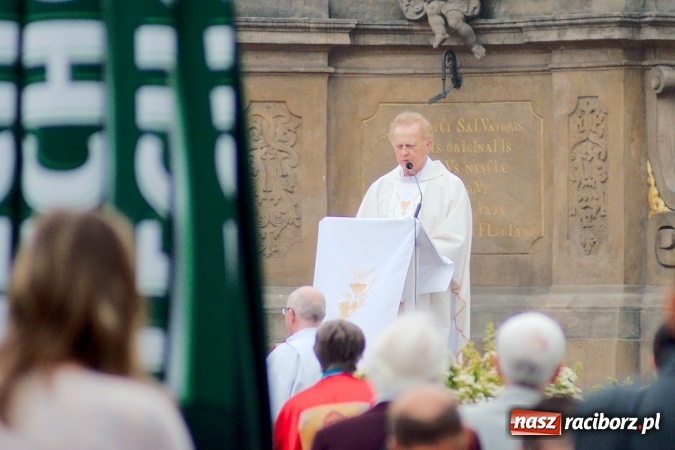 Zdjęcie w galerii na portalu naszraciborz.pl: Procesje Bożego Ciała w Raciborzu i okolicach wiadomości z regionu