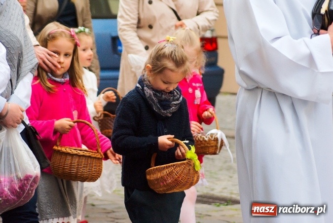 Zdjęcie w galerii na portalu naszraciborz.pl: Procesje Bożego Ciała w Raciborzu i okolicach wiadomości z regionu