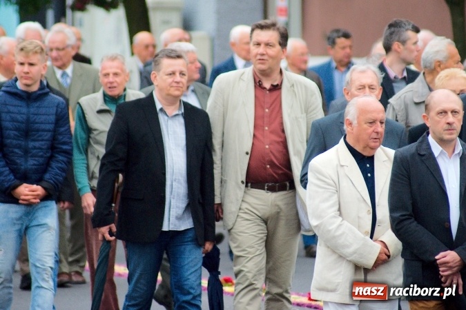 Zdjęcie w galerii na portalu naszraciborz.pl: Procesje Bożego Ciała w Raciborzu i okolicach wiadomości z regionu