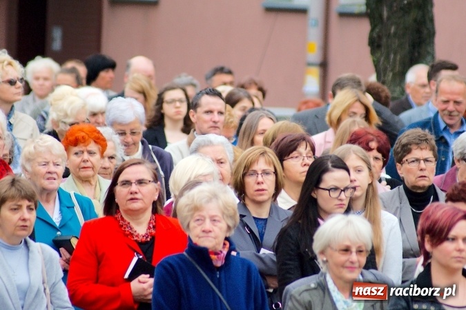 Zdjęcie w galerii na portalu naszraciborz.pl: Procesje Bożego Ciała w Raciborzu i okolicach wiadomości z regionu