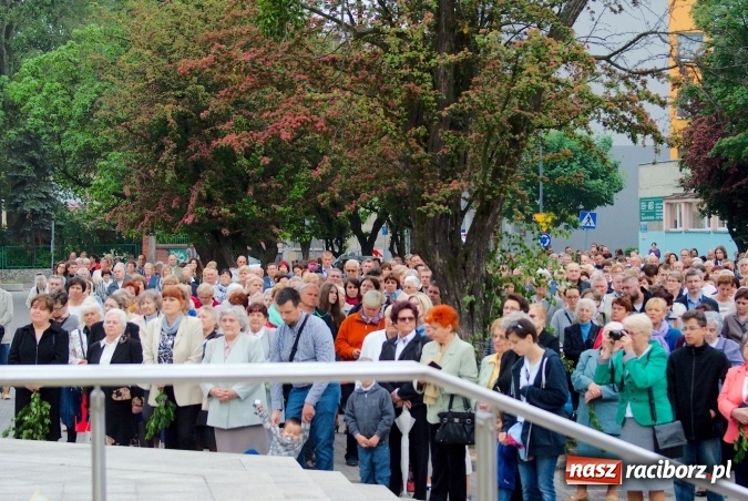 Zdjęcie w galerii na portalu naszraciborz.pl: Procesje Bożego Ciała w Raciborzu i okolicach wiadomości z regionu