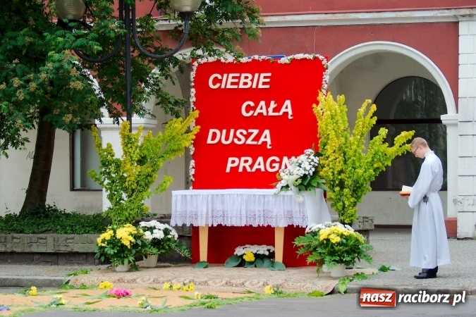 Zdjęcie w galerii na portalu naszraciborz.pl: Procesje Bożego Ciała w Raciborzu i okolicach wiadomości z regionu