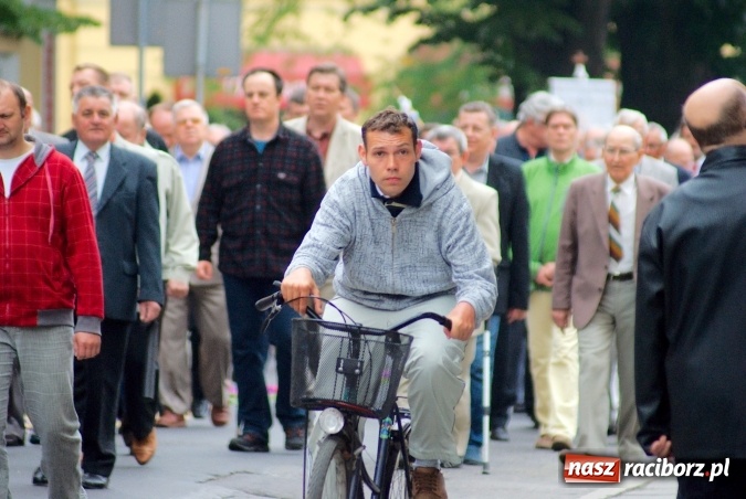 Zdjęcie w galerii na portalu naszraciborz.pl: Procesje Bożego Ciała w Raciborzu i okolicach wiadomości z regionu