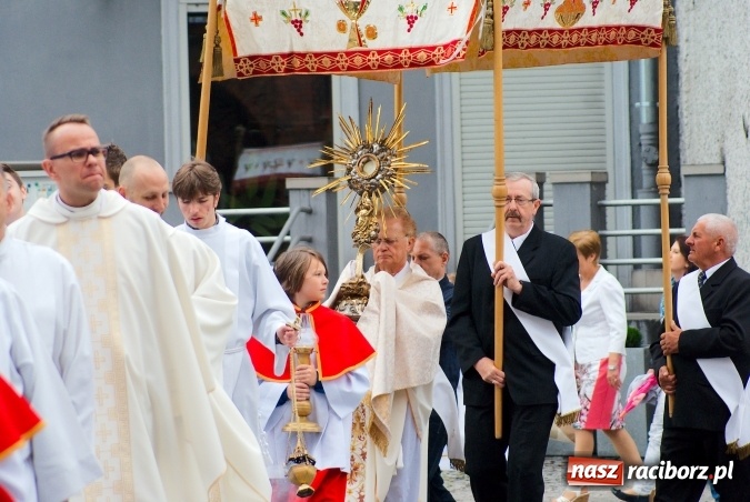 Zdjęcie w galerii na portalu naszraciborz.pl: Procesje Bożego Ciała w Raciborzu i okolicach wiadomości z regionu
