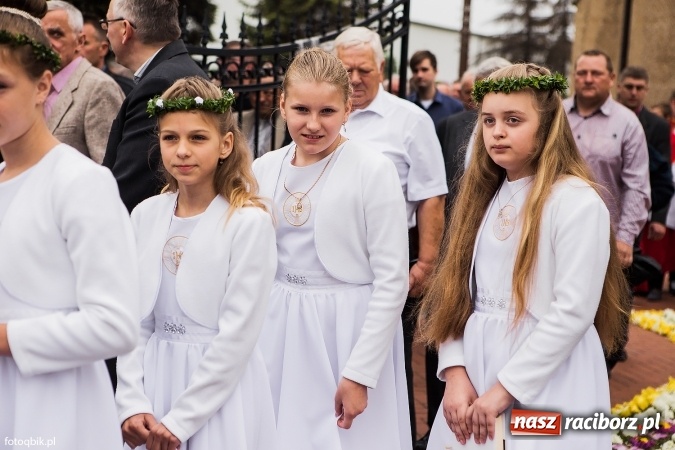 Zdjęcie w galerii na portalu naszraciborz.pl: Procesje Bożego Ciała w Raciborzu i okolicach wiadomości z regionu