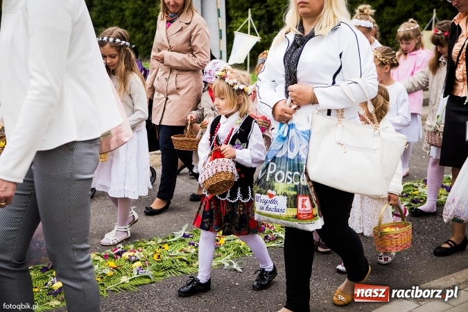 Zdjęcie w galerii na portalu naszraciborz.pl: Procesje Bożego Ciała w Raciborzu i okolicach wiadomości z regionu