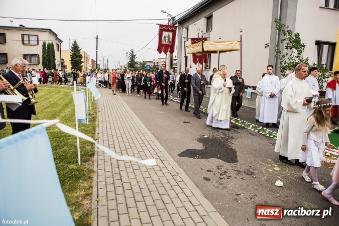 Zdjęcie w galerii na portalu naszraciborz.pl: Procesje Bożego Ciała w Raciborzu i okolicach wiadomości z regionu