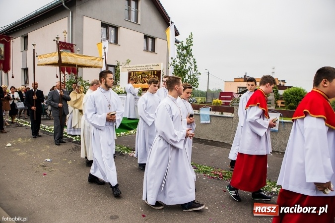 Zdjęcie w galerii na portalu naszraciborz.pl: Procesje Bożego Ciała w Raciborzu i okolicach wiadomości z regionu