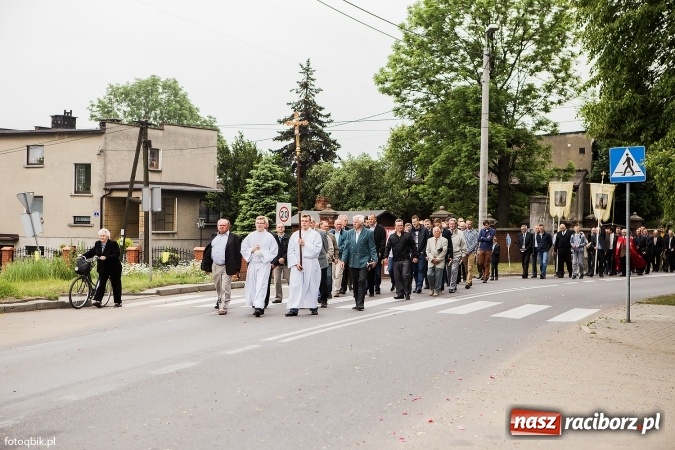 Zdjęcie w galerii na portalu naszraciborz.pl: Procesje Bożego Ciała w Raciborzu i okolicach wiadomości z regionu