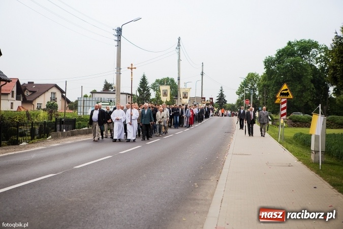 Zdjęcie w galerii na portalu naszraciborz.pl: Procesje Bożego Ciała w Raciborzu i okolicach wiadomości z regionu