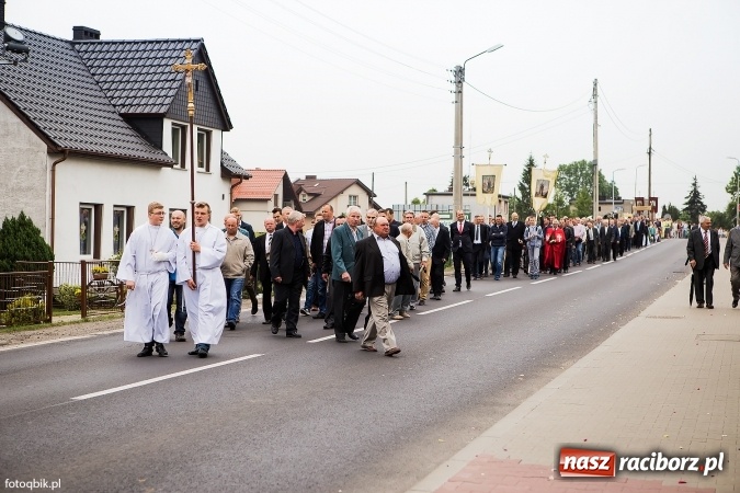 Zdjęcie w galerii na portalu naszraciborz.pl: Procesje Bożego Ciała w Raciborzu i okolicach wiadomości z regionu