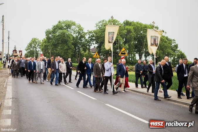 Zdjęcie w galerii na portalu naszraciborz.pl: Procesje Bożego Ciała w Raciborzu i okolicach wiadomości z regionu