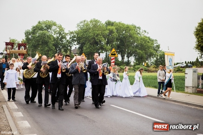 Zdjęcie w galerii na portalu naszraciborz.pl: Procesje Bożego Ciała w Raciborzu i okolicach wiadomości z regionu