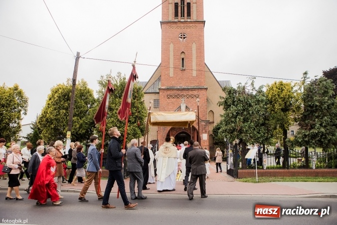Zdjęcie w galerii na portalu naszraciborz.pl: Procesje Bożego Ciała w Raciborzu i okolicach wiadomości z regionu