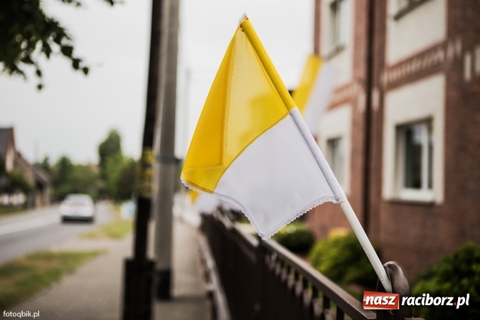 Zdjęcie w galerii na portalu naszraciborz.pl: Procesje Bożego Ciała w Raciborzu i okolicach wiadomości z regionu