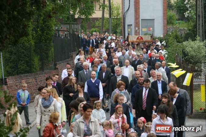 Zdjęcie w galerii na portalu naszraciborz.pl: Procesje Bożego Ciała w Raciborzu i okolicach wiadomości z regionu