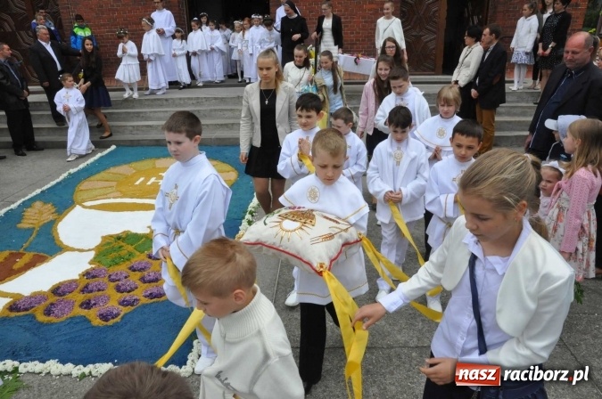 Zdjęcie w galerii na portalu naszraciborz.pl: Procesje Bożego Ciała w Raciborzu i okolicach wiadomości z regionu
